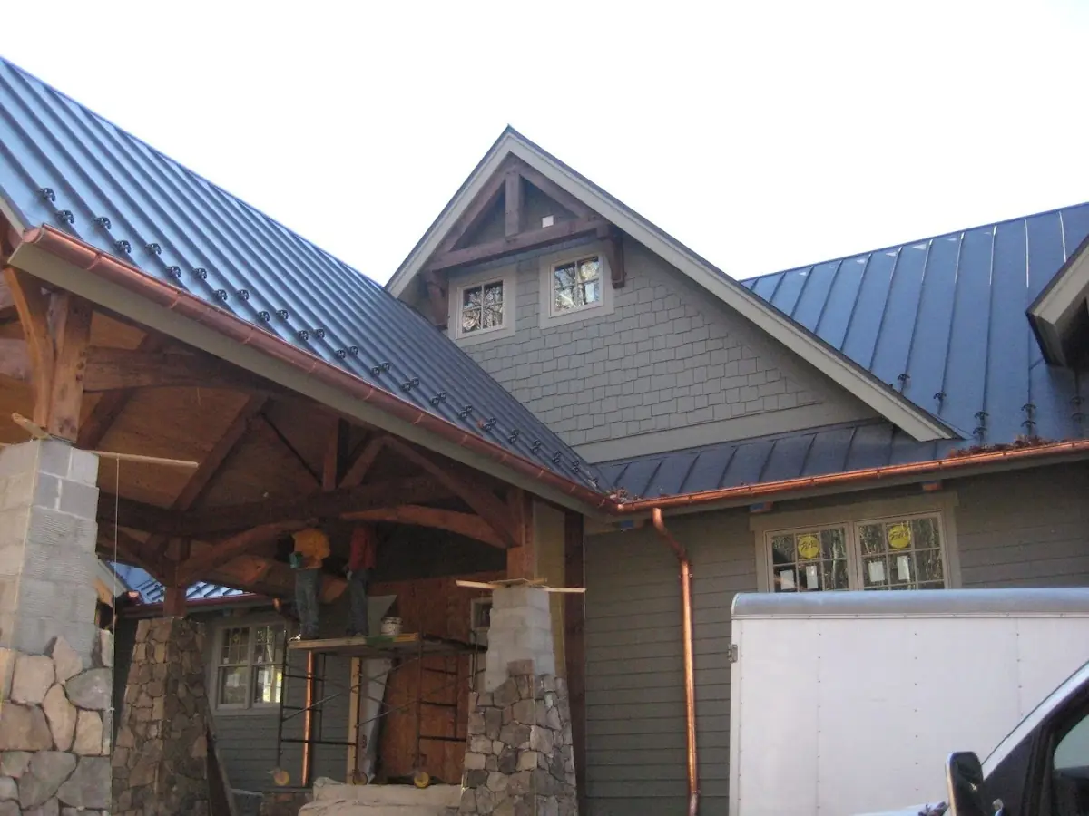 Craftsman Roofing team delivering quality roofing work in Malibu Beach